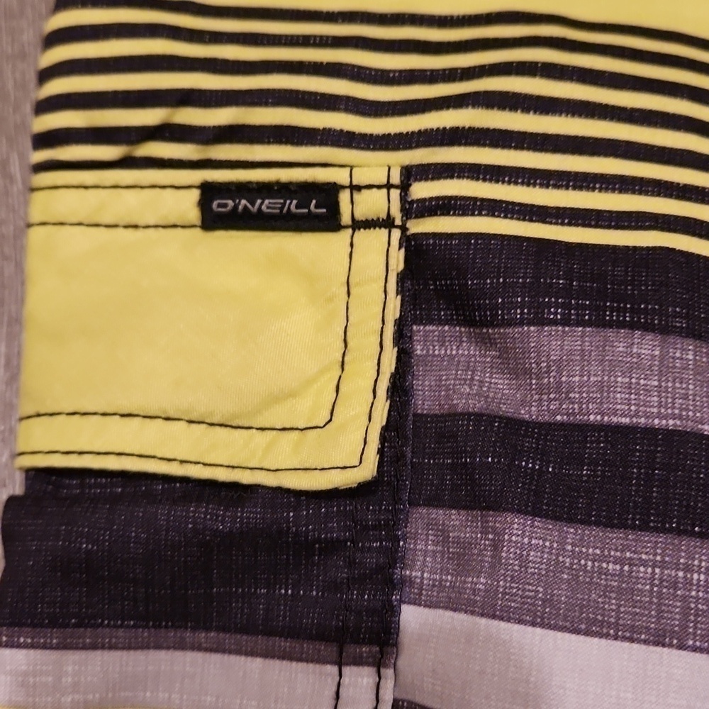 Oneill Shorts - Picture 3 of 6